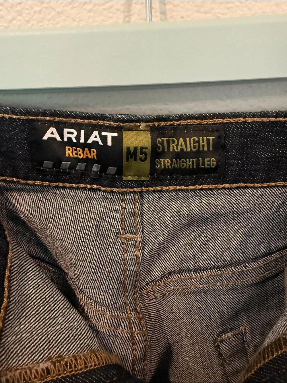 ARIAT Rebar M5 Men’s Straight Leg JEANS 34x32 Denim Workwear Loop Lock